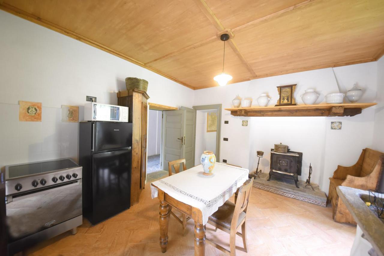 Villa Piano Nobile Al Roseto Del Drago San Bernardo  Esterno foto