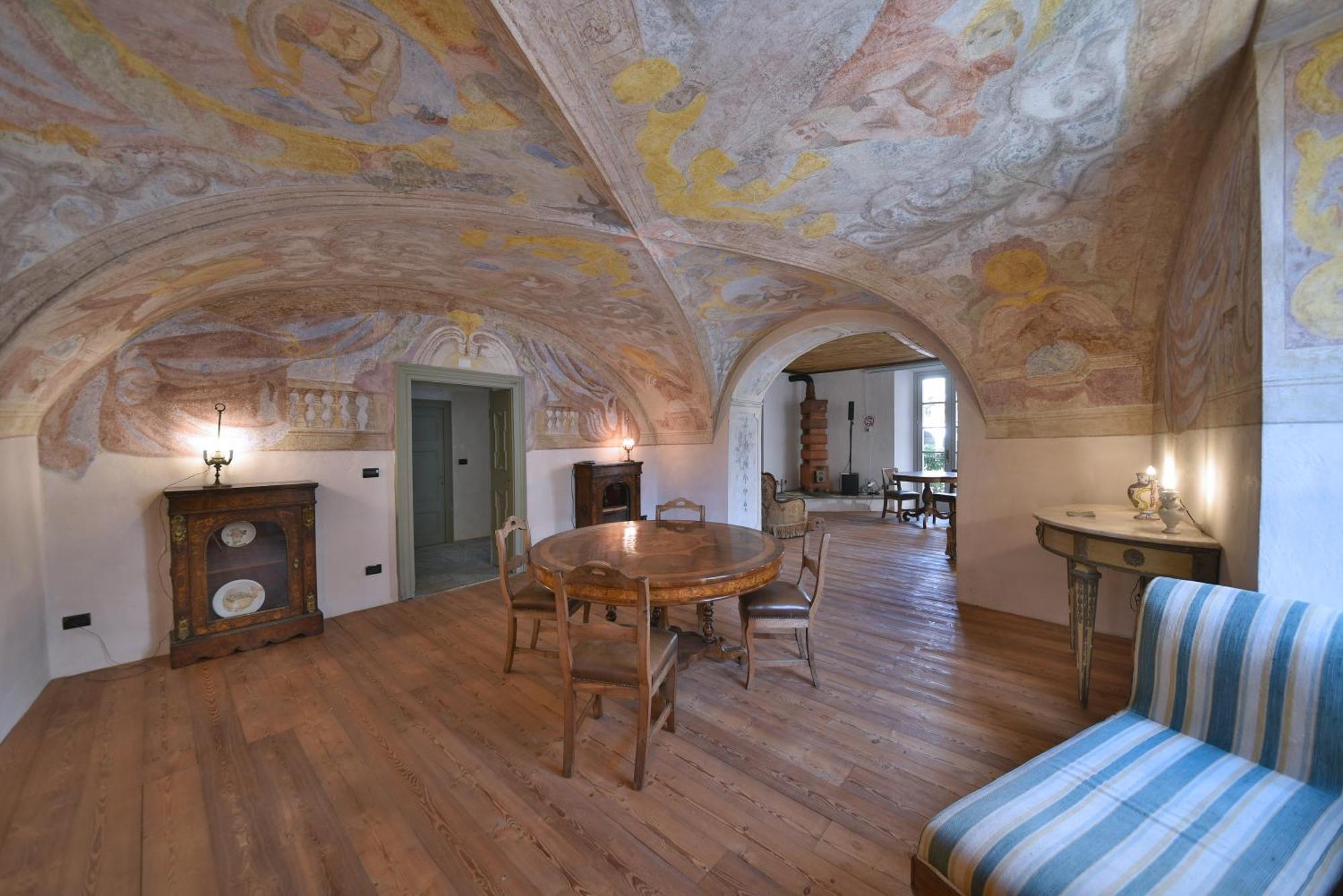 Villa Piano Nobile Al Roseto Del Drago San Bernardo  Esterno foto